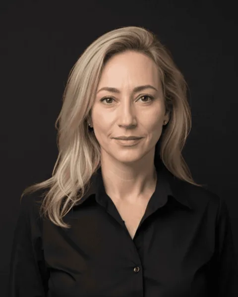 Elielma, equipe direção da MEMK